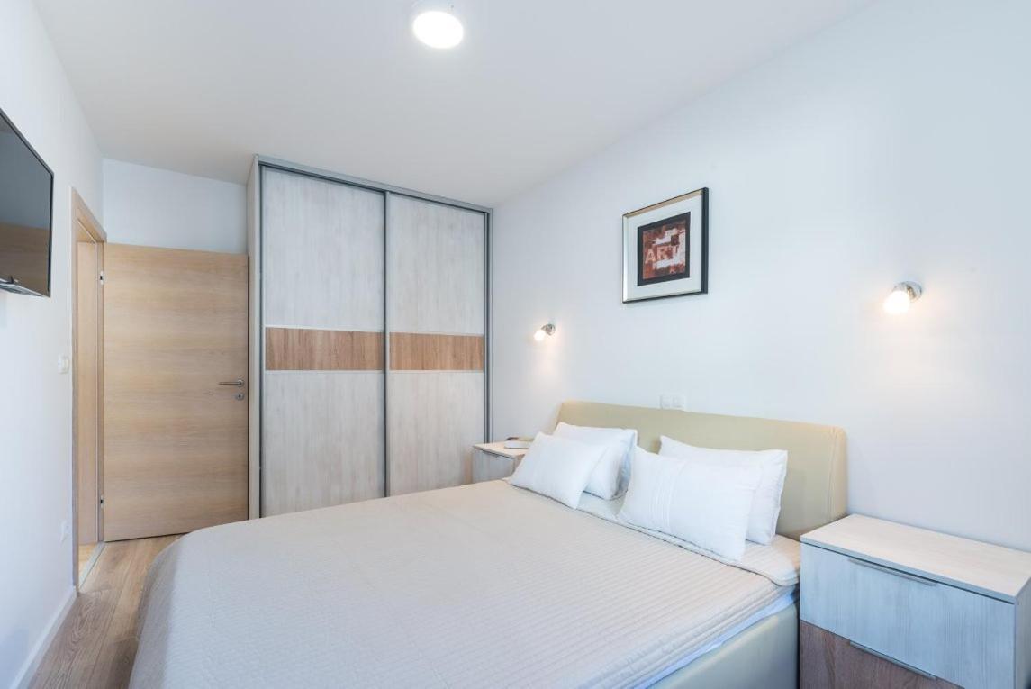 Apartmann Vir Exterior photo
